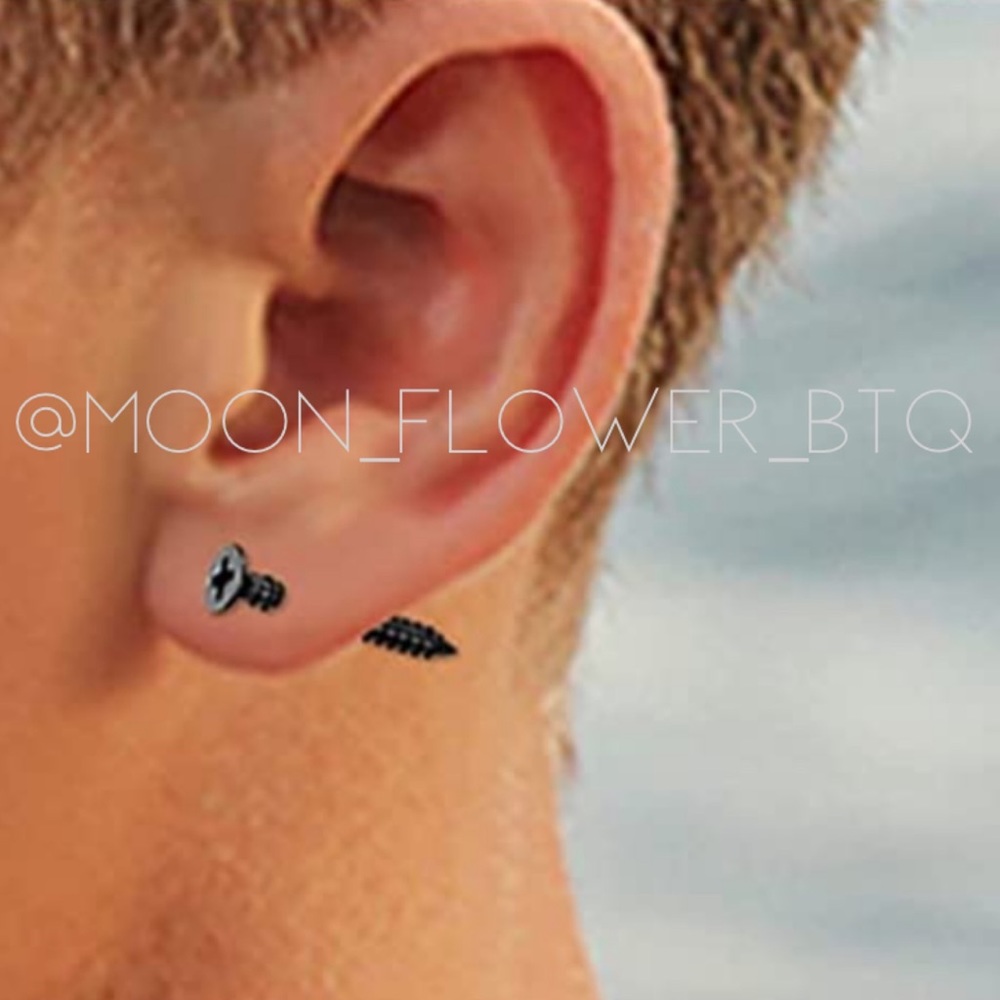 🟢SALE 2/$25🟢 Punk Goth Stainless Steel Screw Earrings - Picture 5 of 8